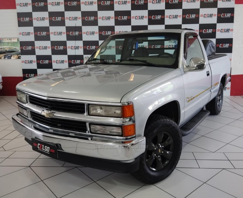 silverado 4.2 d 20 4x2 cs 18v turbo intercooler diesel 2p manual 2001 dois irmaos