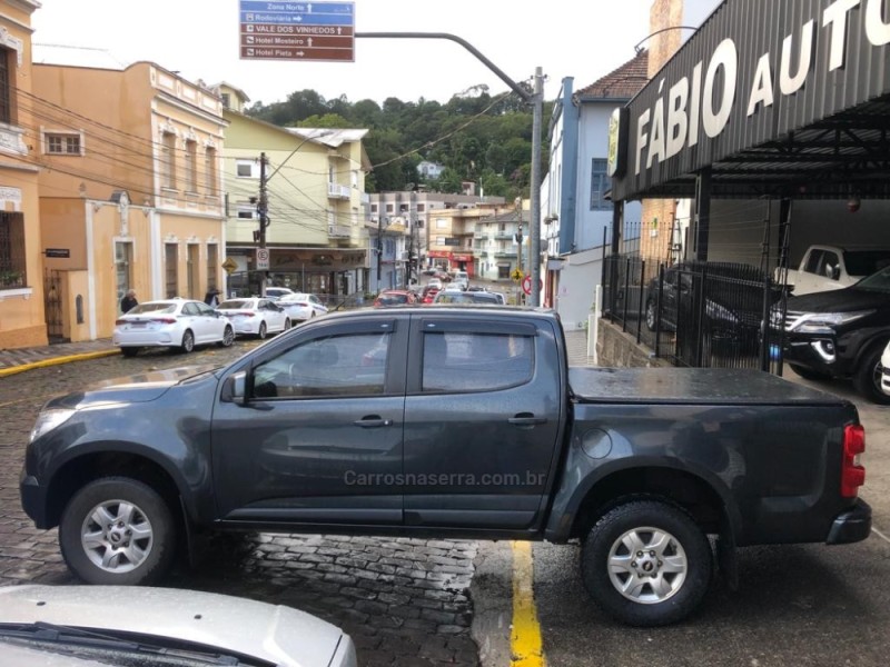 S10 2.5 LT 4X2 CD 16V FLEX 4P MANUAL