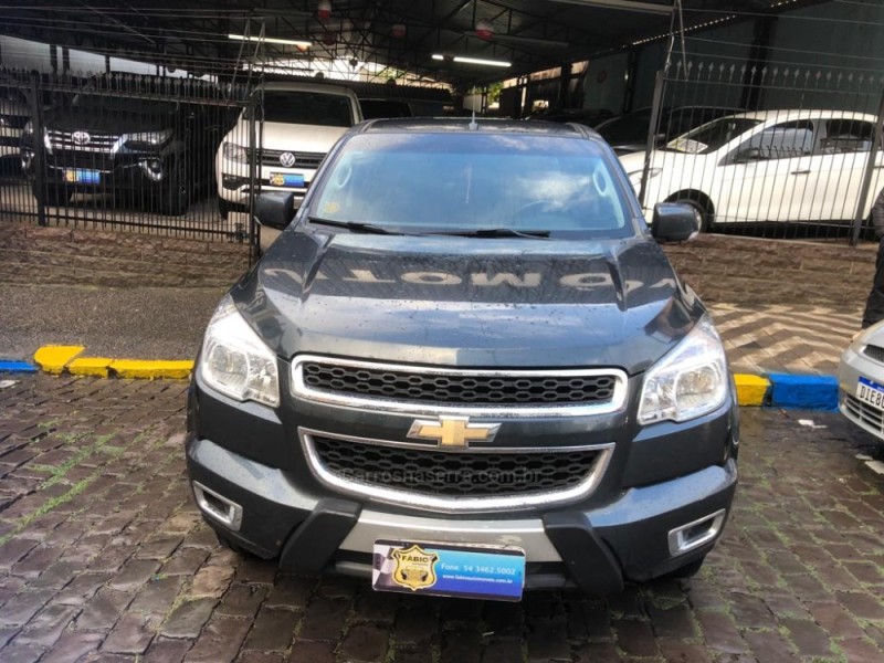 S10 2.5 LT 4X2 CD 16V FLEX 4P MANUAL - 2015 - GARIBALDI