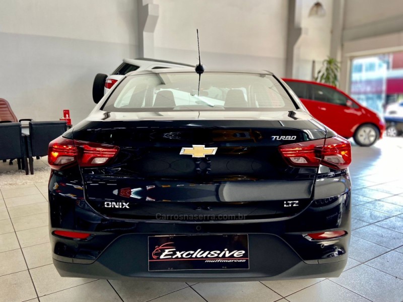ONIX 1.0  LTZ 12V TURBO FLEX 4P AUTOMÁTICO - 2020 - PASSO FUNDO