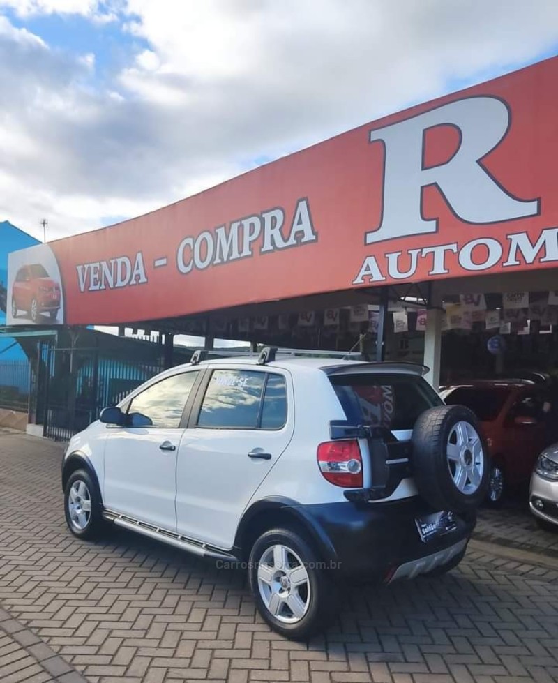 CROSSFOX 1.6 MI FLEX 8V 4P MANUAL - 2010 - PAROBé