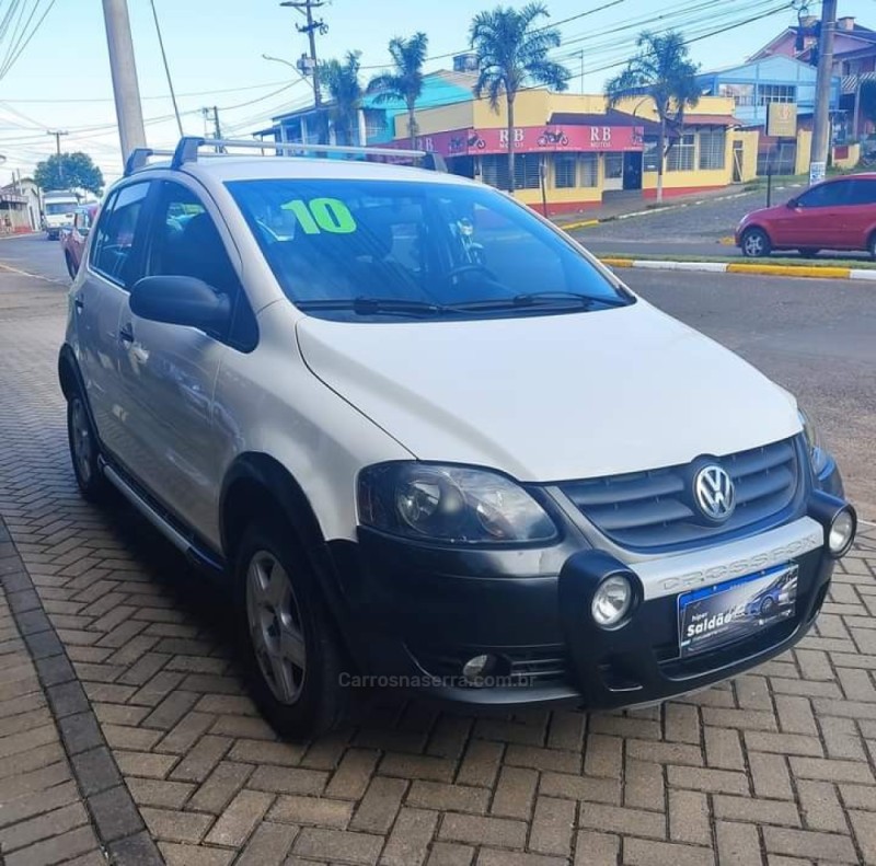 CROSSFOX 1.6 MI FLEX 8V 4P MANUAL - 2010 - PAROBé