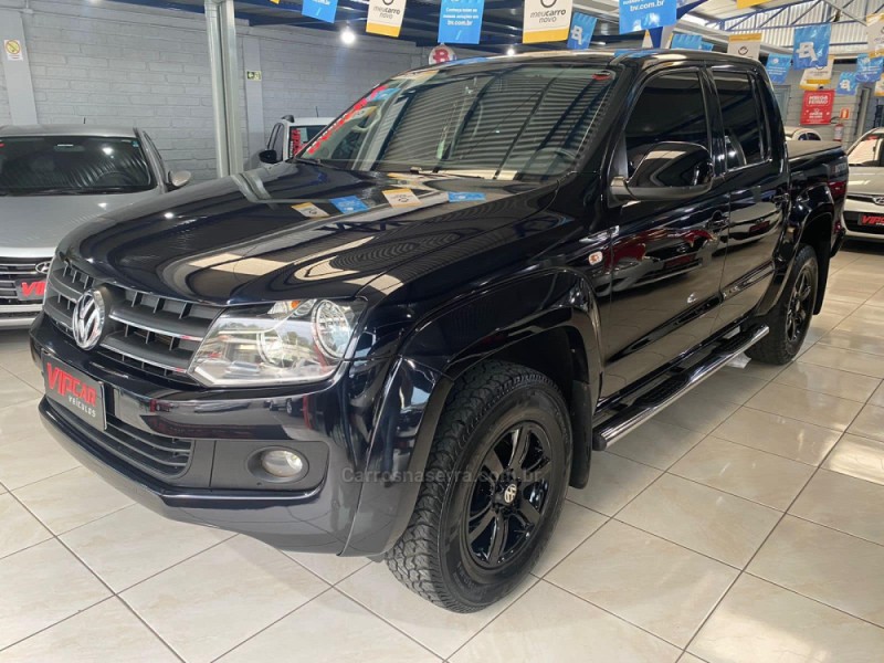 AMAROK 2.0 TRENDLINE 4X4 CD 16V TURBO INTERCOOLER DIESEL 4P AUTOMÁTICO