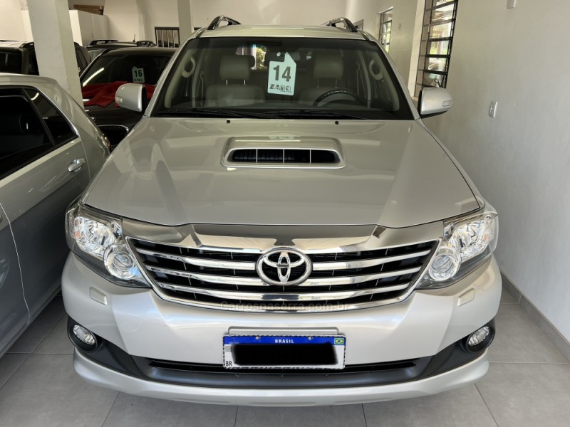 HILUX SW4 3.0 SRV 4X4 16V TURBO INTERCOOLER DIESEL 4P AUTOMÁTICO