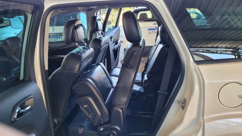 FREEMONT 2.4 PRECISION 16V GASOLINA 4P AUTOMÁTICO - 2015 - CAXIAS DO SUL