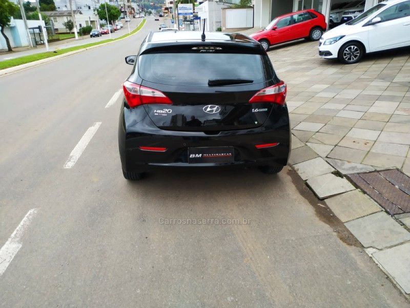 HB20 1.6 PREMIUM 16V FLEX 4P MANUAL - 2014 - GUAPORé