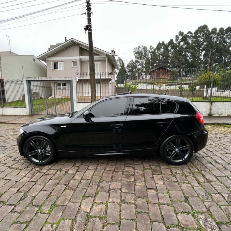 130I 3.0 SPORT HATCH 24V GASOLINA 4P AUTOMÁTICO - 2011 - CAXIAS DO SUL