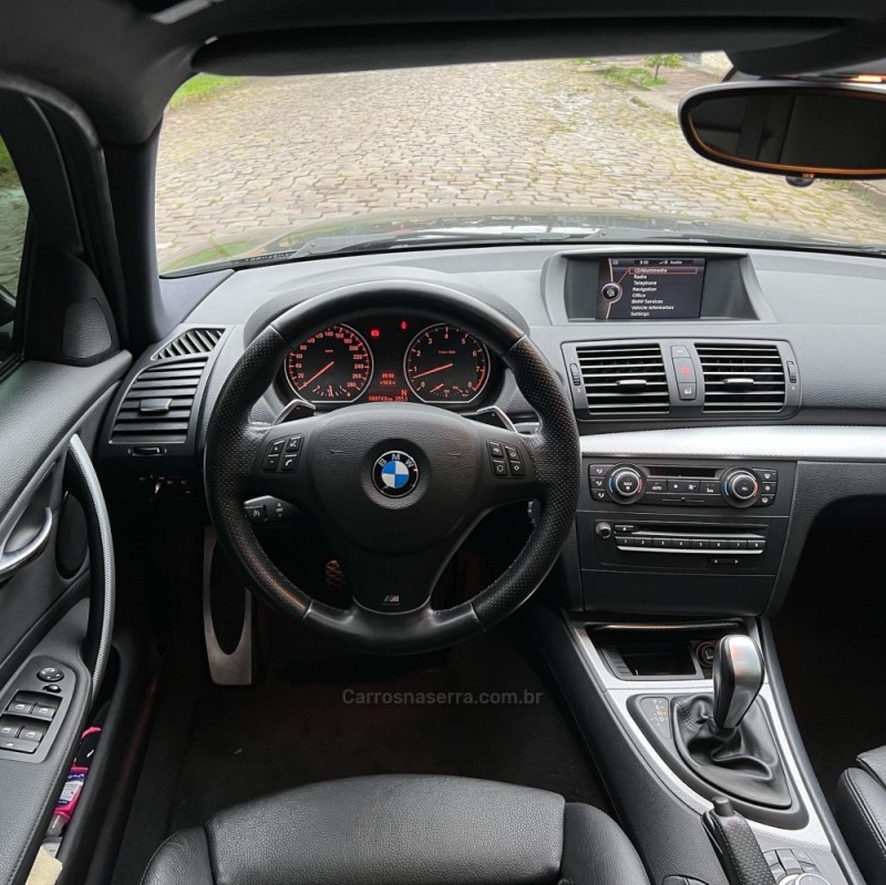 130I 3.0 SPORT HATCH 24V GASOLINA 4P AUTOMÁTICO - 2011 - CAXIAS DO SUL