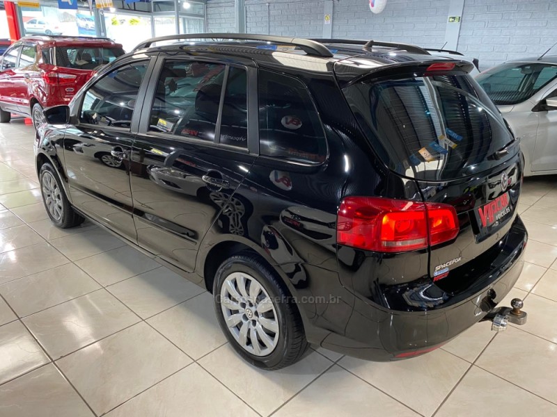 SPACEFOX 1.6 MI TREND 8V FLEX 4P MANUAL - 2011 - ESTâNCIA VELHA