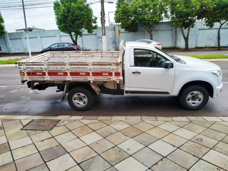 S10 2.4 LS 4X2 CS 8V FLEX 2P MANUAL - 2014 - GUAPORé