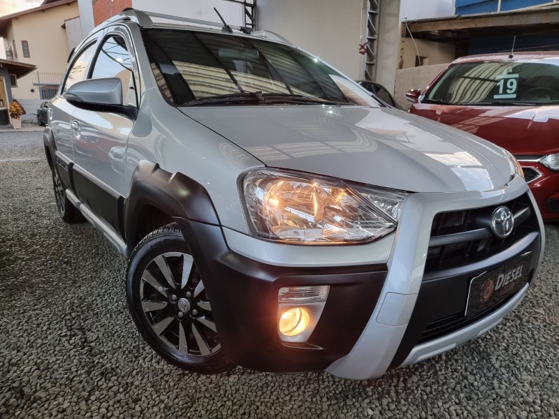 ETIOS CROSS 1.5 16V FLEX 4P AUTOMÁTICO - 2018 - CANOAS