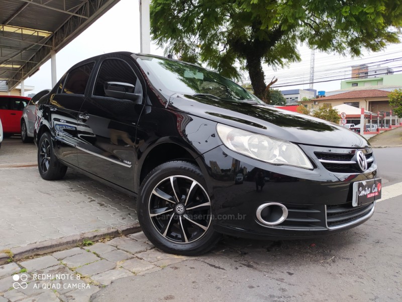 VOYAGE 1.0 MI 8V FLEX 4P MANUAL - 2011 - CAXIAS DO SUL