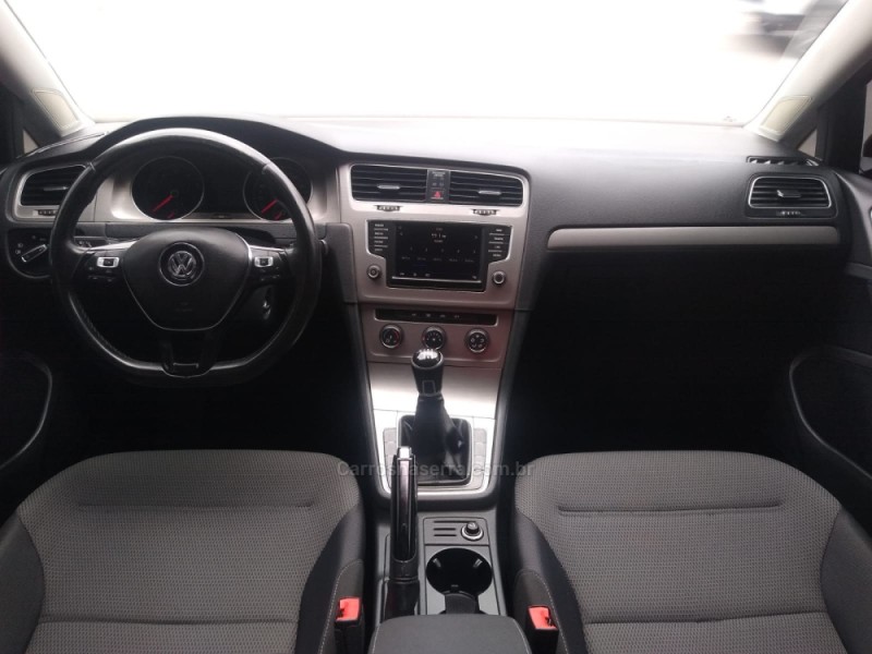 GOLF 1.0 TSI COMFORTLINE 12V TOTAL FLEX 4P MANUAL - 2017 - CAXIAS DO SUL