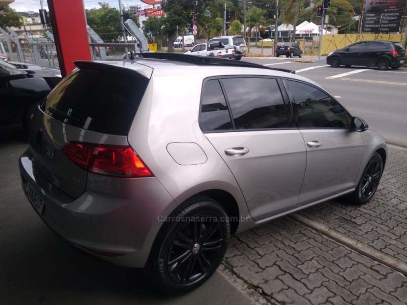GOLF 1.0 TSI COMFORTLINE 12V TOTAL FLEX 4P MANUAL - 2017 - CAXIAS DO SUL
