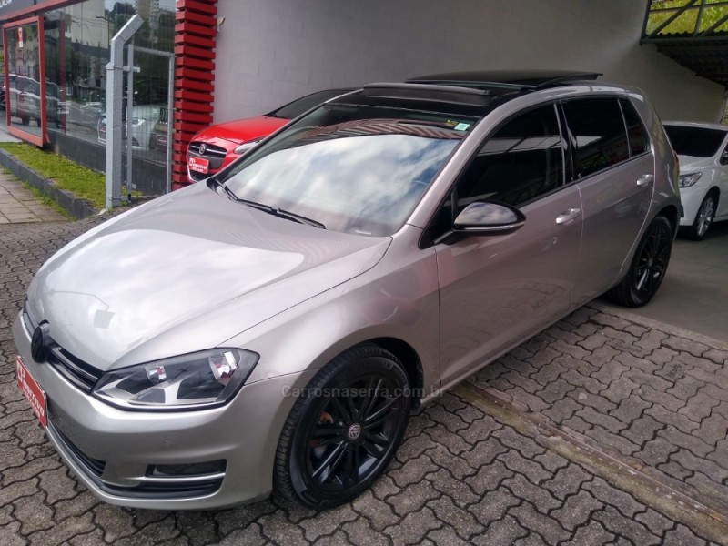 GOLF 1.0 TSI COMFORTLINE 12V TOTAL FLEX 4P MANUAL - 2017 - CAXIAS DO SUL
