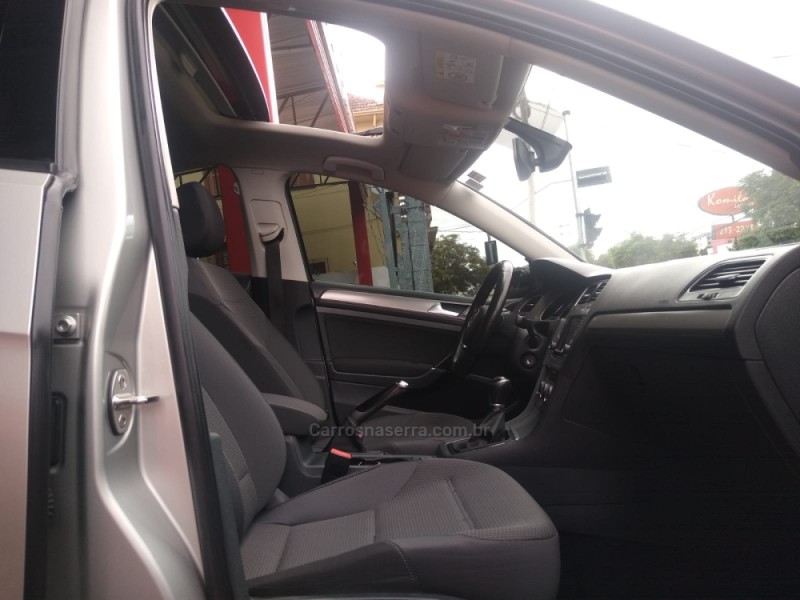 GOLF 1.0 TSI COMFORTLINE 12V TOTAL FLEX 4P MANUAL - 2017 - CAXIAS DO SUL