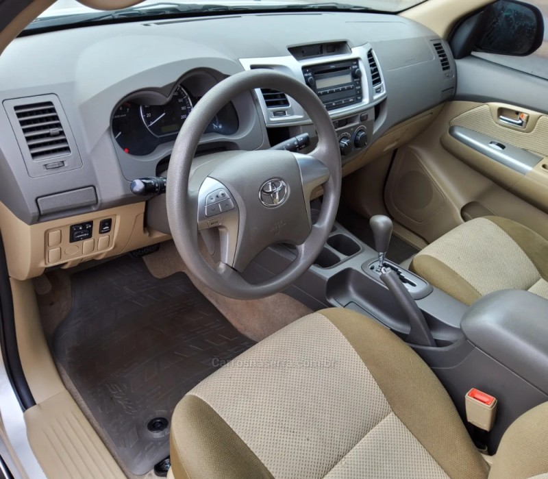HILUX SW4 2.7 SR 4X2 16V FLEX 4P MANUAL - 2012 - NãO-ME-TOQUE