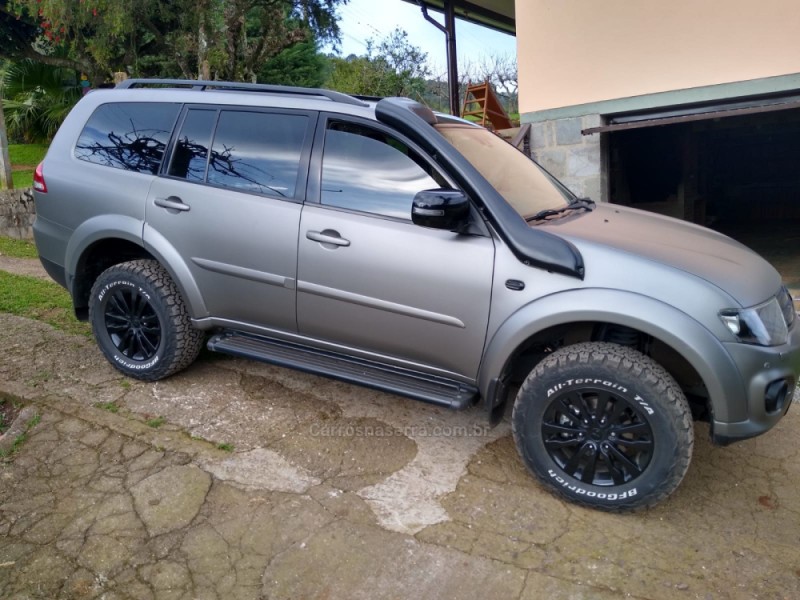 PAJERO DAKAR 3.2 HPE 4X4 7 LUGARES 16V TURBO INTERCOOLER DIESEL 4P AUTOMÁTICO