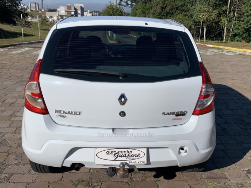 SANDERO 1.6 EXPRESSION 8V FLEX 4P MANUAL - 2009 - GUAPORé
