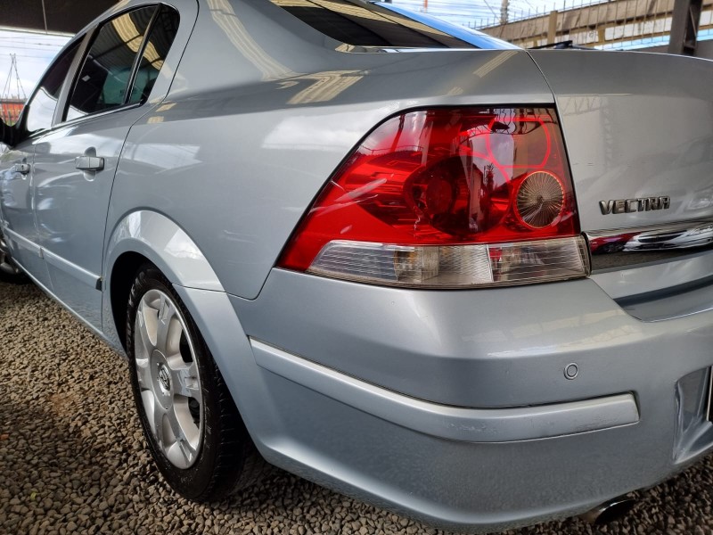 VECTRA 2.0 MPFI ELEGANCE 8V FLEX 4P MANUAL - 2008 - CANOAS