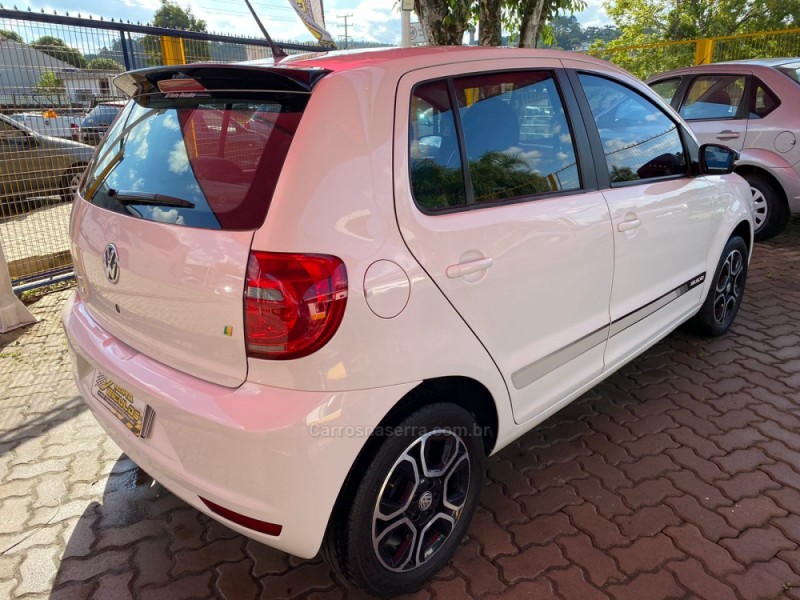 FOX 1.0 MI SELEÇÃO 8V FLEX 4P MANUAL - 2014 - MONTENEGRO