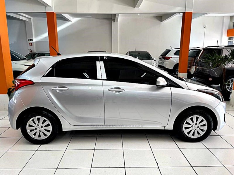HB20 1.6 COMFORT 16V FLEX 4P MANUAL - 2013 - CAXIAS DO SUL