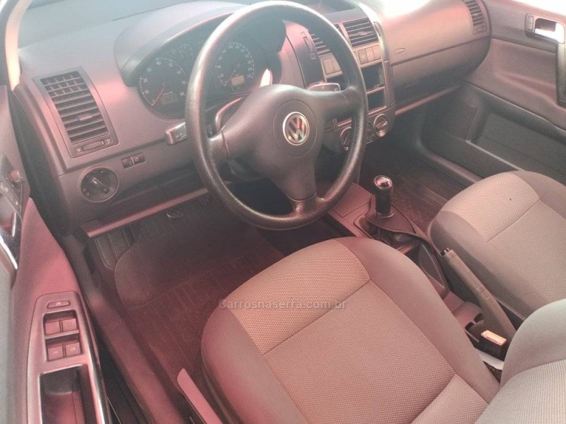 POLO 1.6 MI 8V GASOLINA 4P MANUAL - 2008 - MONTENEGRO
