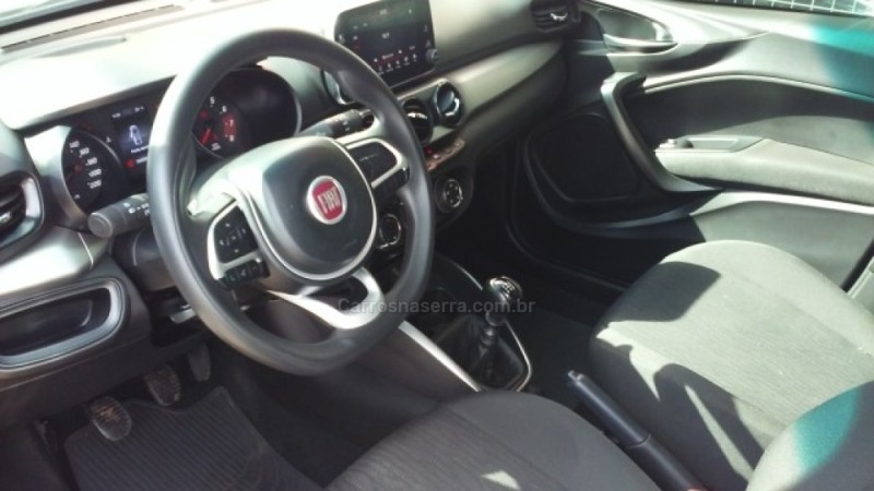 CRONOS 1.3 DRIVE 8V FLEX 4P MANUAL - 2019 - DOIS IRMãOS