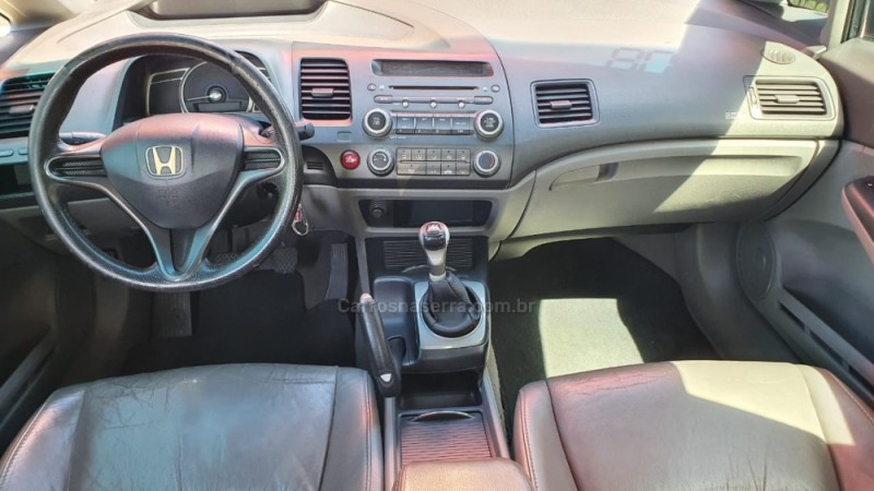 CIVIC 1.8 LXS 16V GASOLINA 4P MANUAL - 2008 - CAXIAS DO SUL