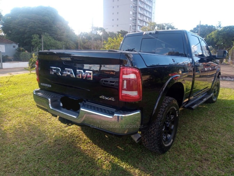 2500 LARAMIE 6.7 NIGHT ED TURBO CD 4X4 DIESEL 4P AUTOMÁTICO - 2019 - NOVO HAMBURGO