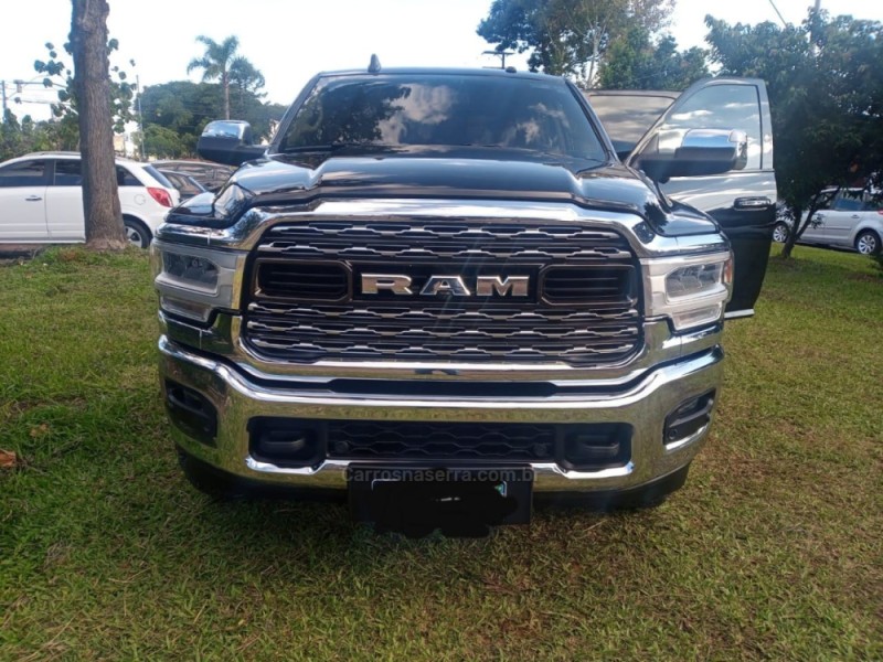 2500 LARAMIE 6.7 NIGHT ED TURBO CD 4X4 DIESEL 4P AUTOMÁTICO - 2019 - NOVO HAMBURGO