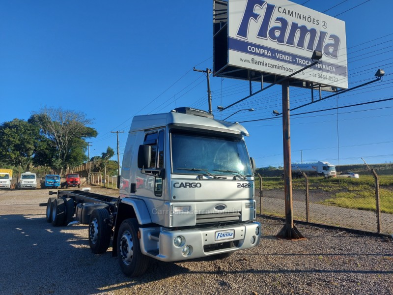 cargo 2428 e t 8x2 2009 garibaldi