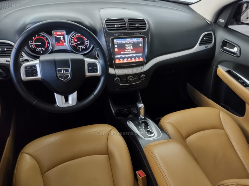 JOURNEY 3.6 RT AWD V6 GASOLINA 4P AUTOMÁTICO - 2015 - CAXIAS DO SUL