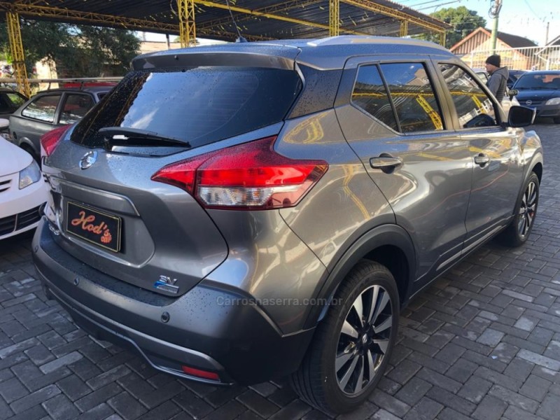 KICKS 1.6 16V FLEX SV 4P XTRONIC - 2018 - CANELA