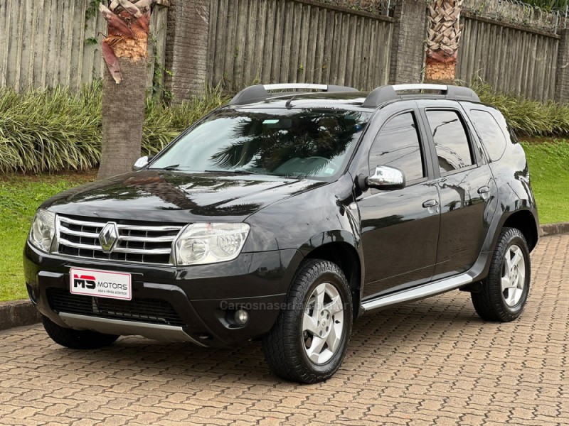 DUSTER 2.0 DYNAMIQUE 4X2 16V FLEX 4P AUTOMÁTICO - 2014 - NOVO HAMBURGO