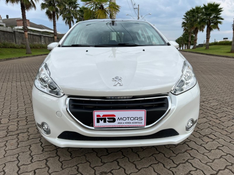 208 1.6 GRIFFE 16V FLEX 4P AUTOMÁTICO - 2014 - NOVO HAMBURGO