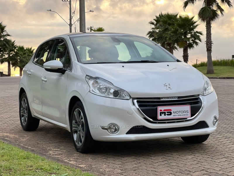 208 1.6 GRIFFE 16V FLEX 4P AUTOMÁTICO - 2014 - NOVO HAMBURGO