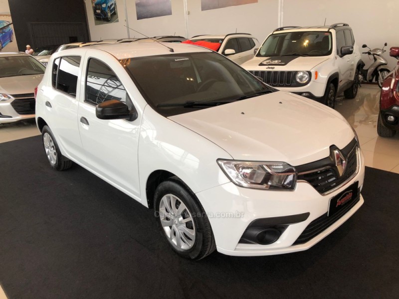 SANDERO 1.0 LIFE 12V FLEX 4P MANUAL - 2021 - IGREJINHA