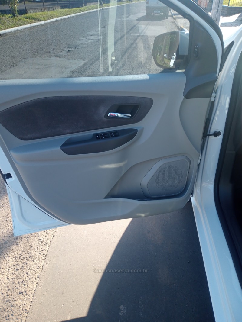 SPIN 1.8 LTZ 8V FLEX 4P AUTOMÁTICO - 2015 - NOVO HAMBURGO