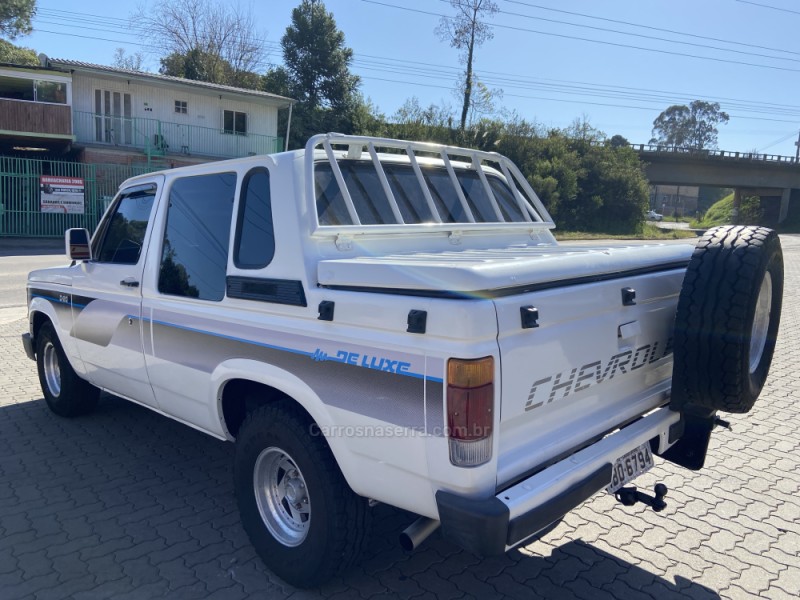 A20 4.1 CUSTOM 12V DIESEL 2P MANUAL - 1990 - CAXIAS DO SUL