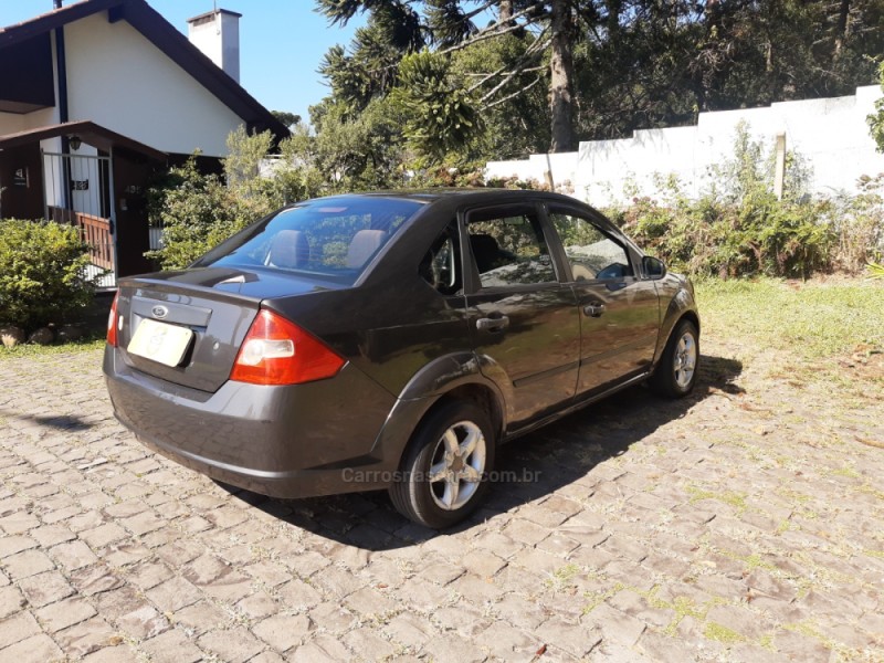 FIESTA 1.0 MPI SEDAN 8V FLEX 4P MANUAL - 2010 - CANELA
