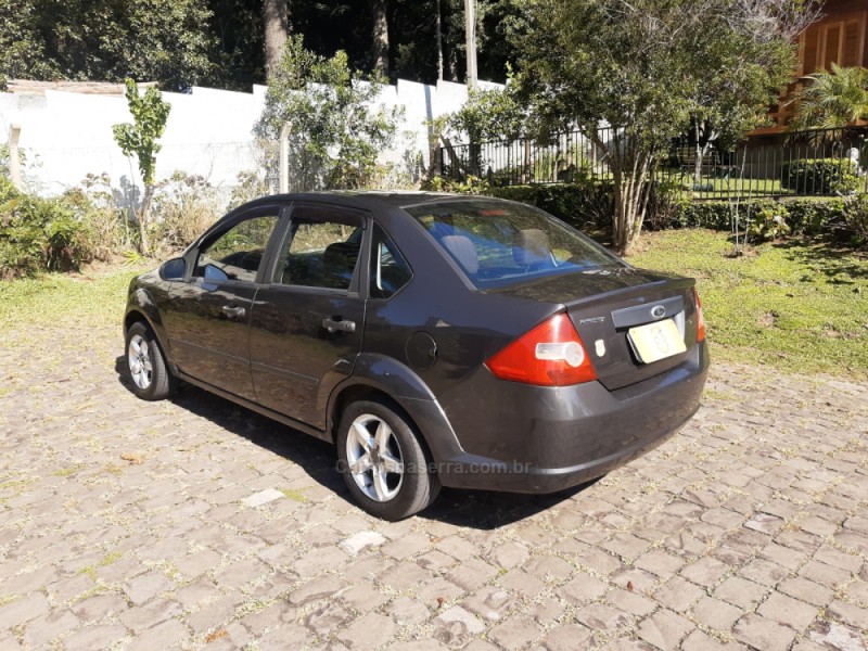 FIESTA 1.0 MPI SEDAN 8V FLEX 4P MANUAL - 2010 - CANELA