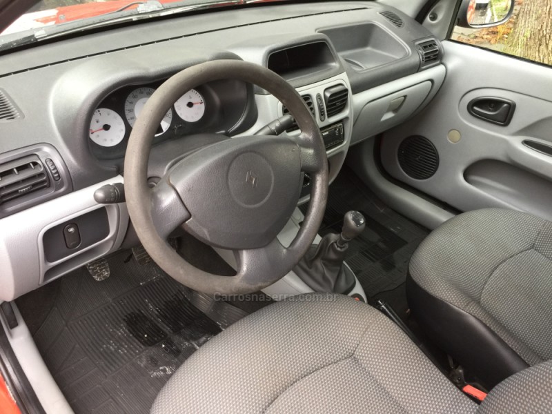 CLIO 1.0 16V FLEX 2P MANUAL - 2011 - FARROUPILHA