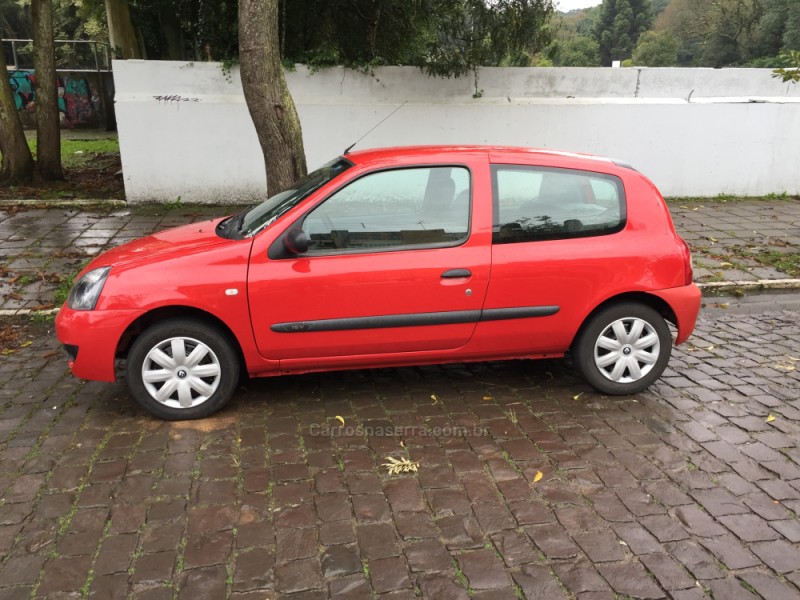CLIO 1.0 16V FLEX 2P MANUAL - 2011 - FARROUPILHA