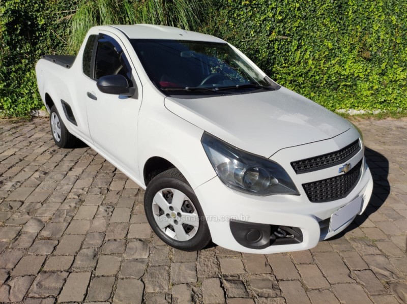 MONTANA 1.4 MPFI LS CS 8V FLEX 2P MANUAL