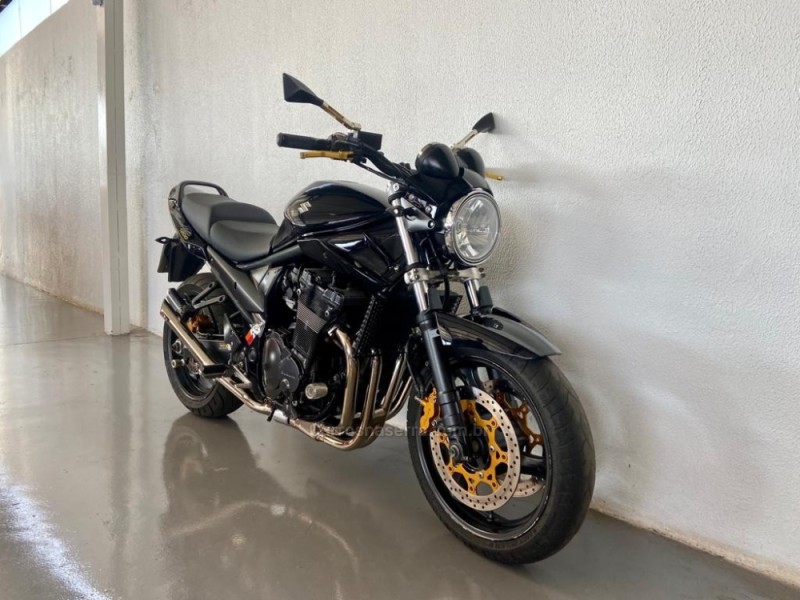 BANDIT N1200 - 2007 - GIRUá