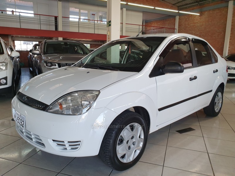 fiesta 1.6 mpi sedan 8v flex 4p manual 2006 farroupilha
