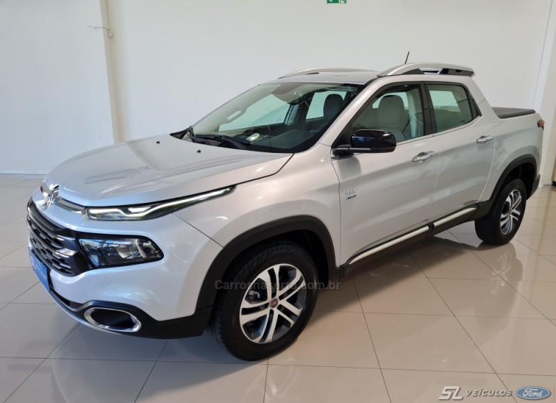TORO 2.0 16V TURBO DIESEL VOLCANO 4WD AUTOMÁTICO - 2017 - CAXIAS DO SUL