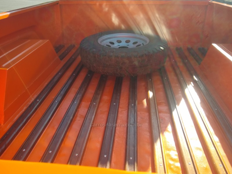 F-75 2.3 4X4 PICK-UP MANUAL - 1979 - CAXIAS DO SUL