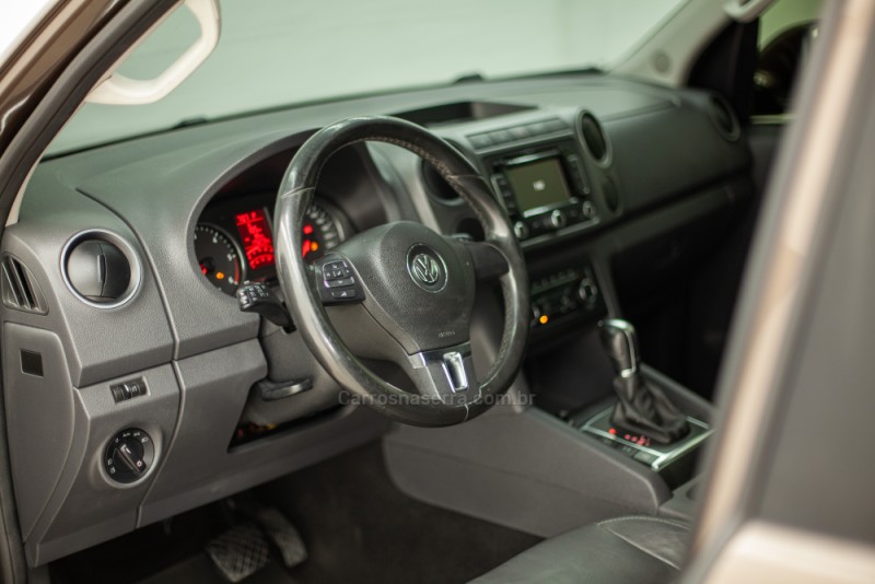 AMAROK 2.0 HIGHLINE 4X4 CD 16V TURBO INTERCOOLER DIESEL 4P AUTOMÁTICO - 2013 - CARLOS BARBOSA